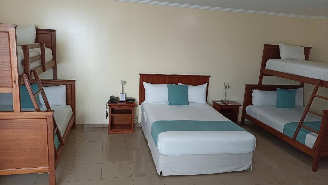 Hotel El Marques Atacames Ngoại thất bức ảnh