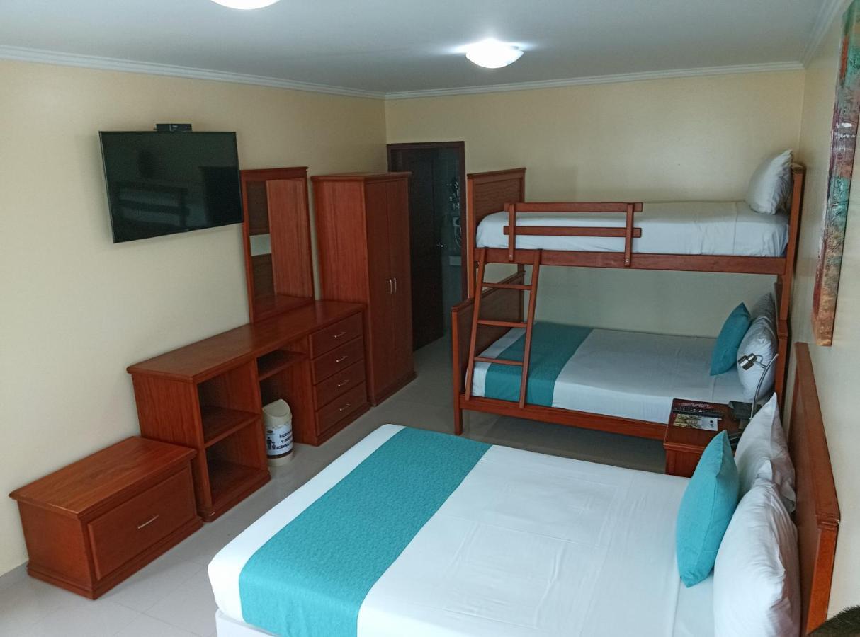 Hotel El Marques Atacames Ngoại thất bức ảnh